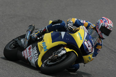 Colin Edwards showed that he can make that Yamaha fly, though sadly not with the ultimate result he'd have hoped...