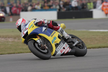 New lid and leathers especially for the occasion, Toseland really did his utmost to make the fans happy. His time will come...