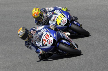 Lorenzo doesn't do team orders. There aren't any, anyway. But Rossi didn't stay here for long anyway...