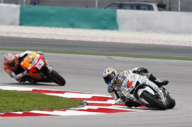 Andfrea Dovizioso shows Hayden the way to go through the complex. And shows the rest of us what a great racer he is...