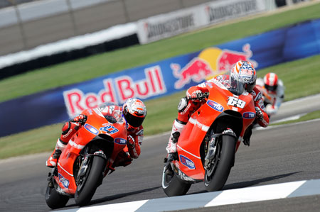 Hayden leads Stoner as the Ducatis fly in formation. Happily for the factory, and Hayden, formation work stopped short of crashing. (Pic: Ducati)
