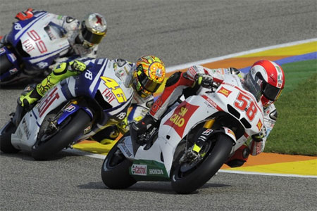 Simoncelli deserved all the points, and all the plaudits, that he can get for the way he's ridden this season. I think he may have a stellar future ahead of him. If nobody he's upset on the way has him assassinated,that is... (Pic: Gresini San Carlo Honda)