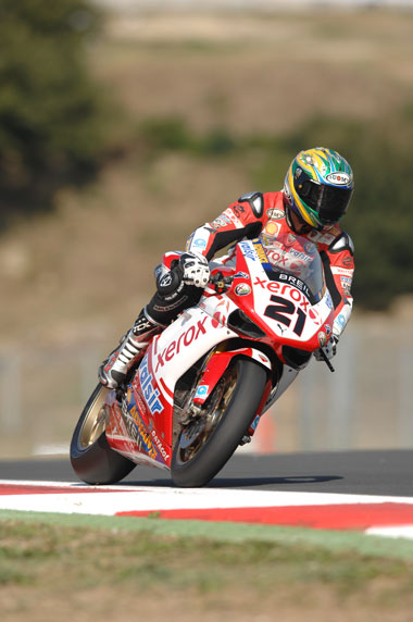 The man who would be champion, Troy Bayliss, didn't have as good a weekend as he might. Want to bet against him winning, though? Me neither...