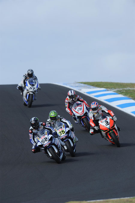 Dropping into MG. Toseland, Crutchlow, Camier and Byrne fly the Union Flag ahead of Lorenzo Lanzi. (Yamaha)